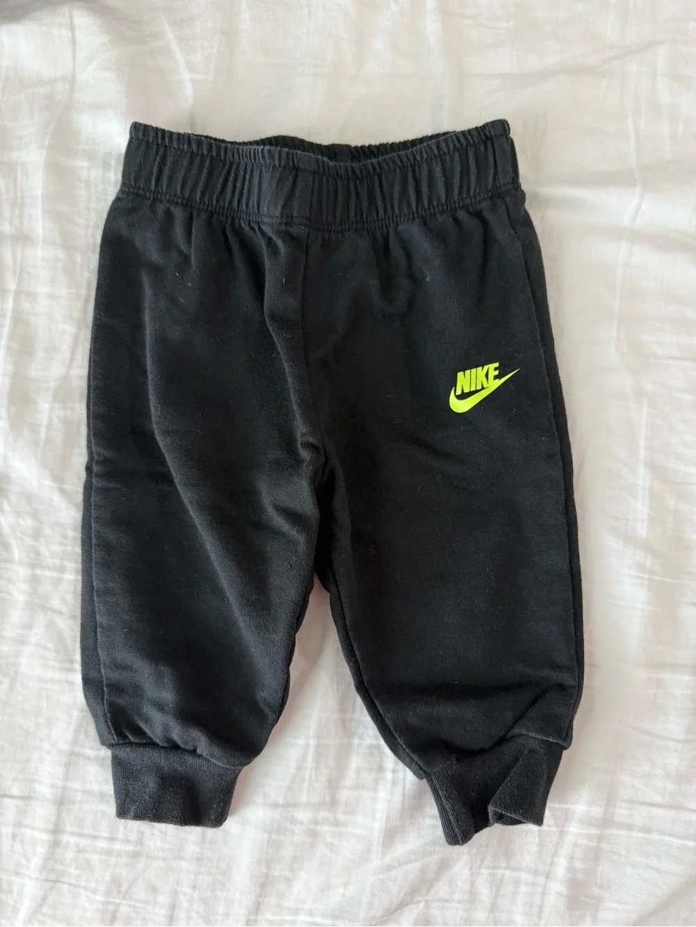 Nike Black & Neon Toddler Jogger Set - Picture 2 of 7